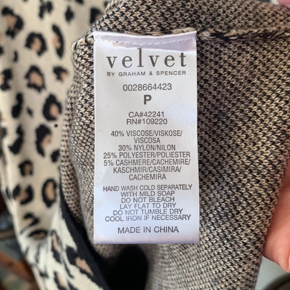 Velvet by Graham & Spencer Anthropologie Dress Cashmere Blend Leopard Animal - Picture 4 of 5